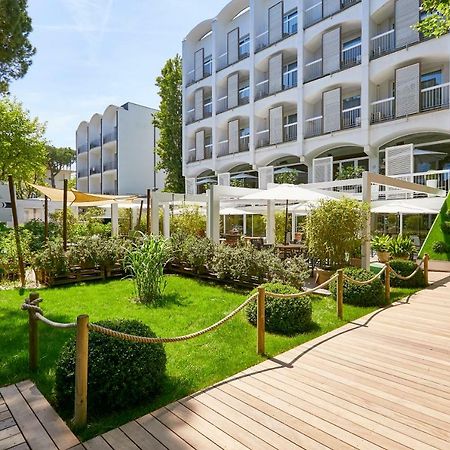 Hotel Saraceno Resort With Private Beach Milano Marittima Eksteriør billede