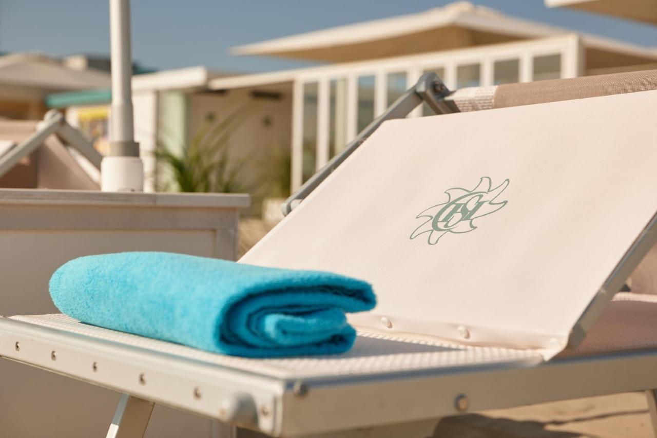 Hotel Saraceno Resort With Private Beach Milano Marittima Eksteriør billede