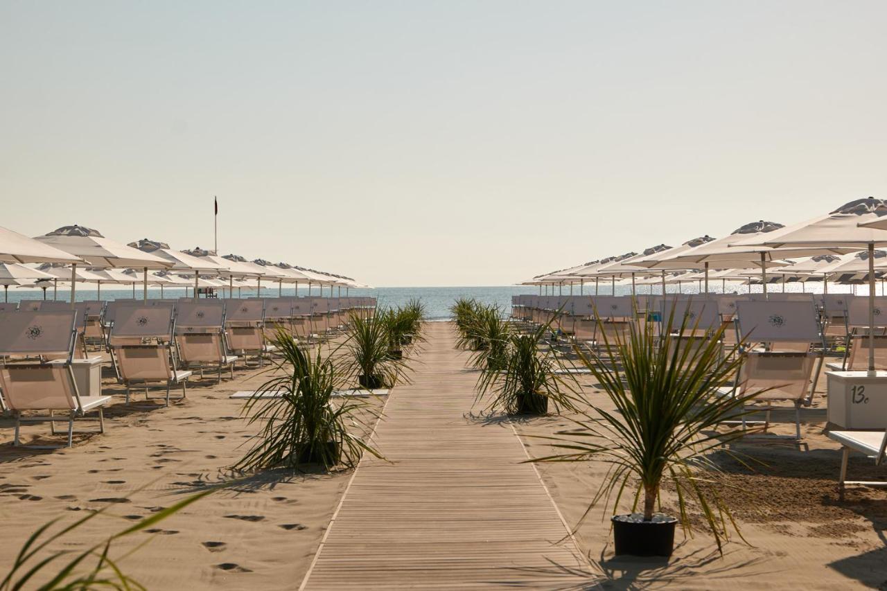 Hotel Saraceno Resort With Private Beach Milano Marittima Eksteriør billede