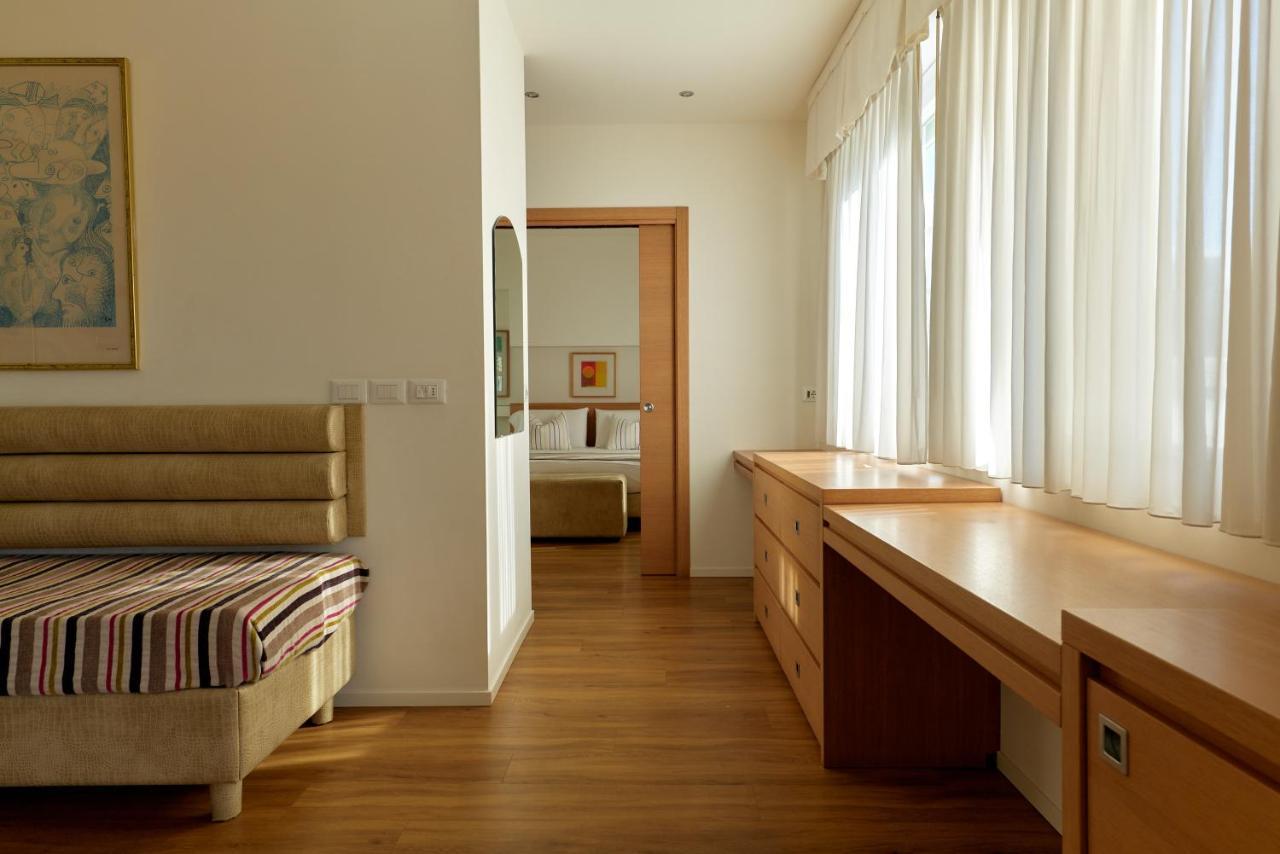 Hotel Saraceno Resort With Private Beach Milano Marittima Eksteriør billede