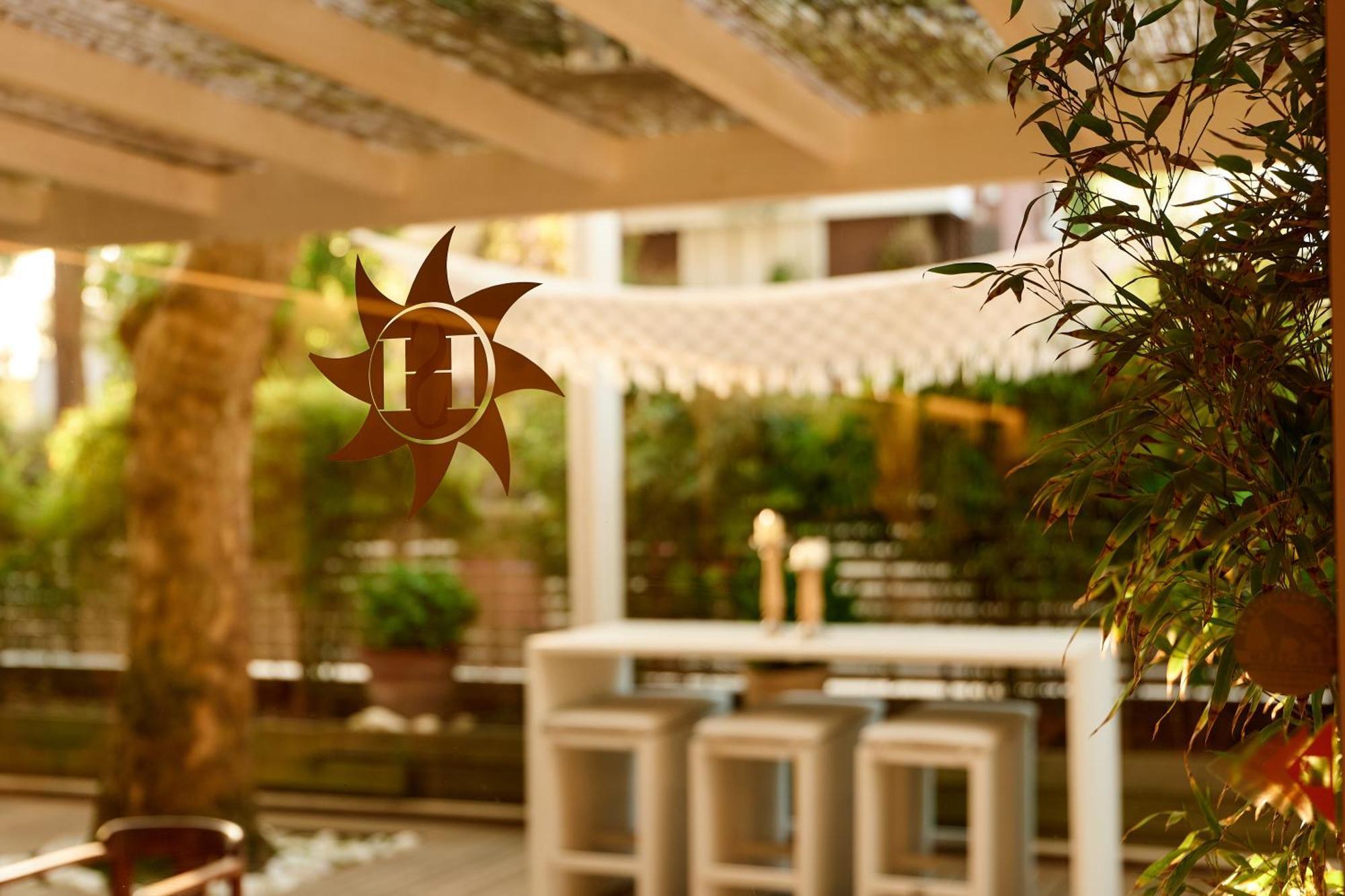 Hotel Saraceno Resort With Private Beach Milano Marittima Eksteriør billede