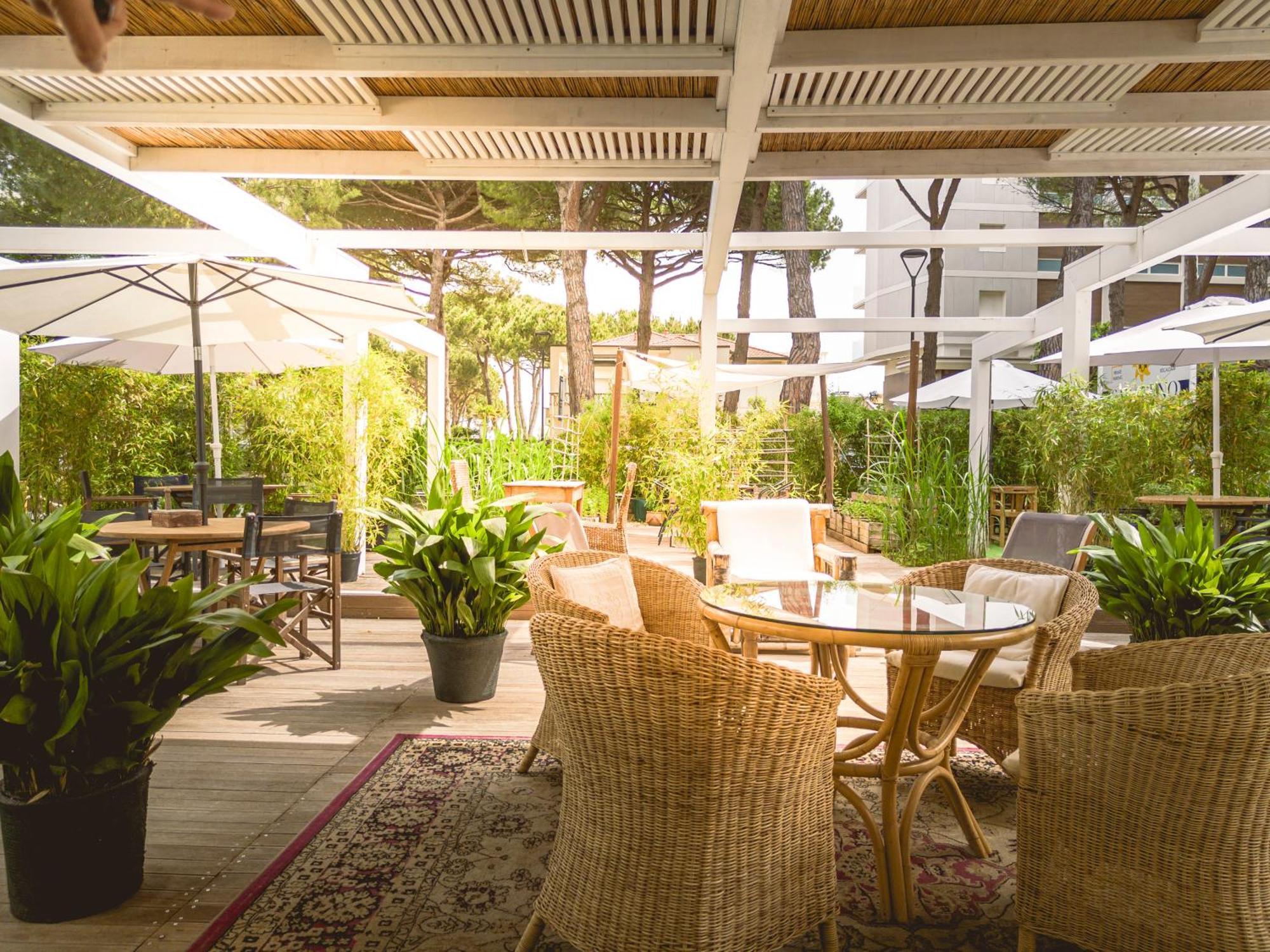 Hotel Saraceno Resort With Private Beach Milano Marittima Eksteriør billede